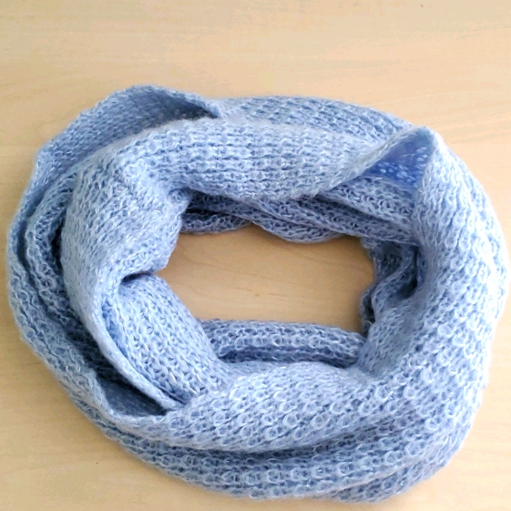 Long Tube Wool Scarf